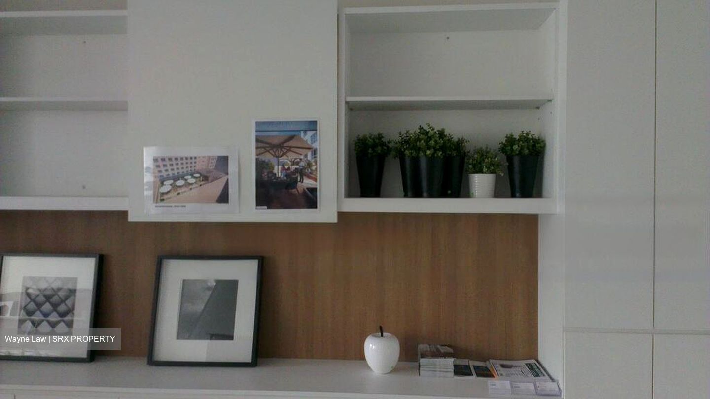 Burlington Square (D7), Office #454423711